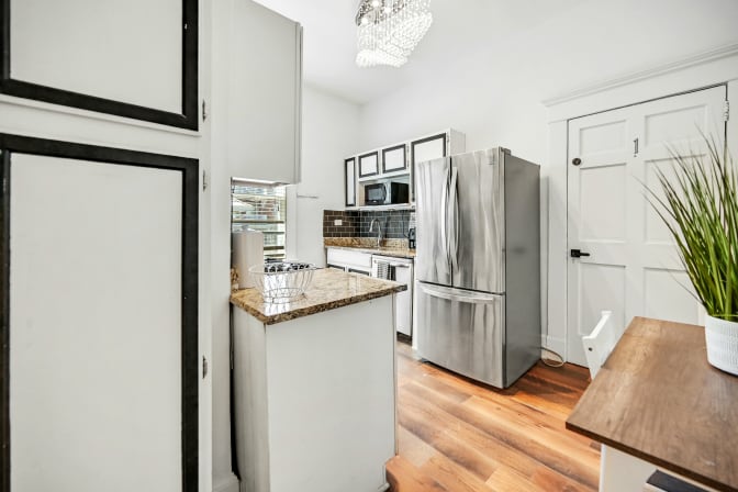 CL&C Property Management and Consulting's room