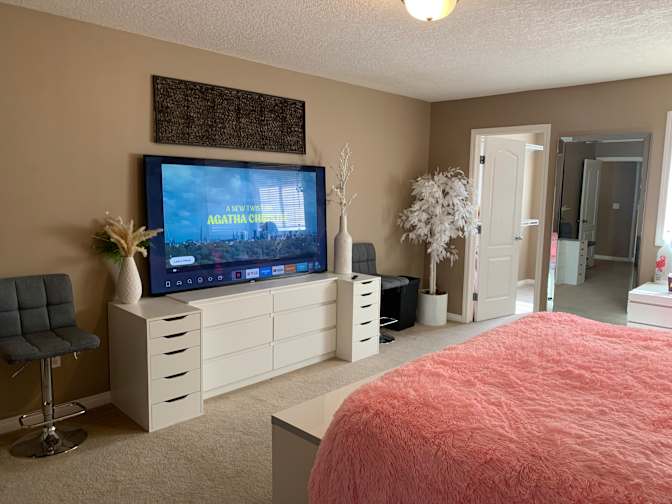 Tony's room