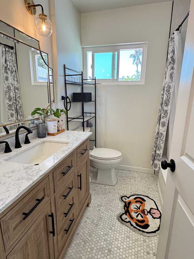Lesley's room