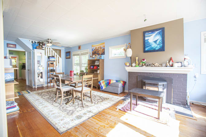 Peter's room