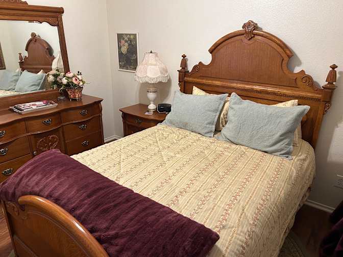 Jennifer's room