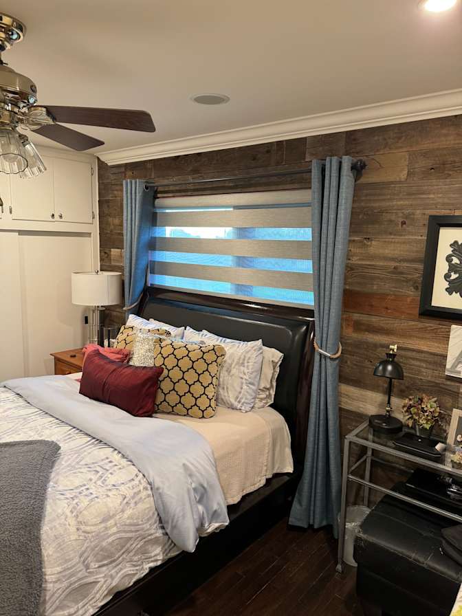 Ron's room