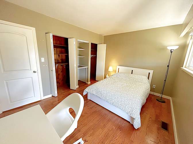 Shahram's room