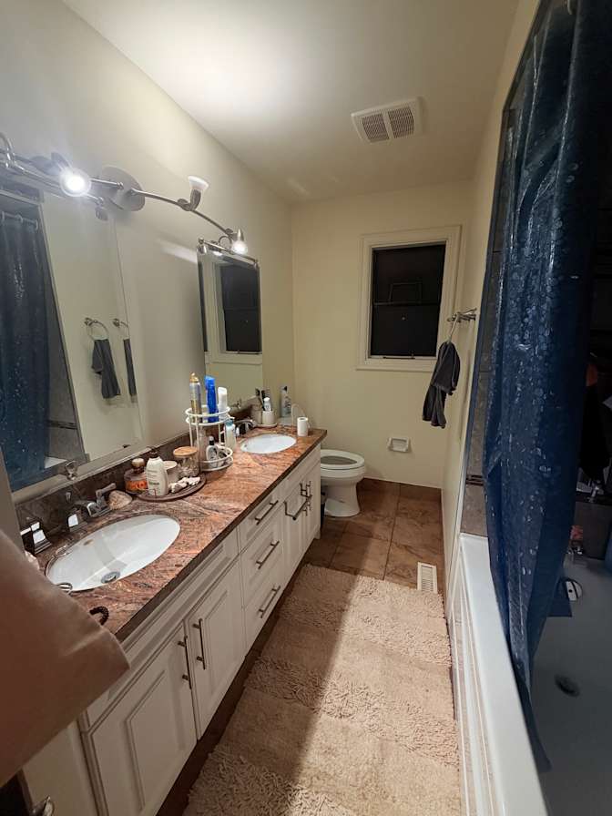 Malacha May Leonard-Stegman's room