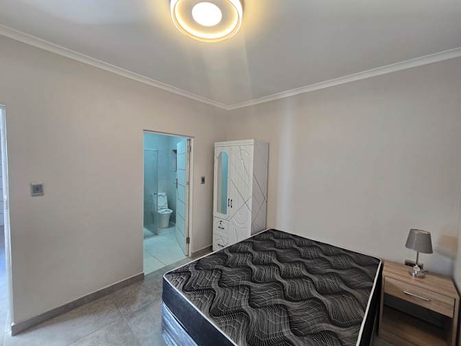Donovan's room