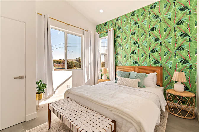 Claudia's room