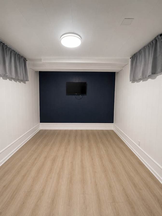 Kim's room