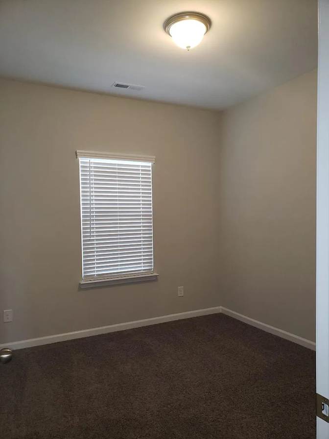 Alcove Rooms's room