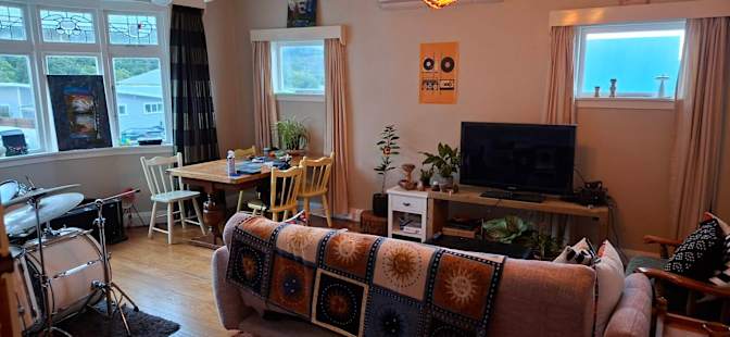 Craig's room