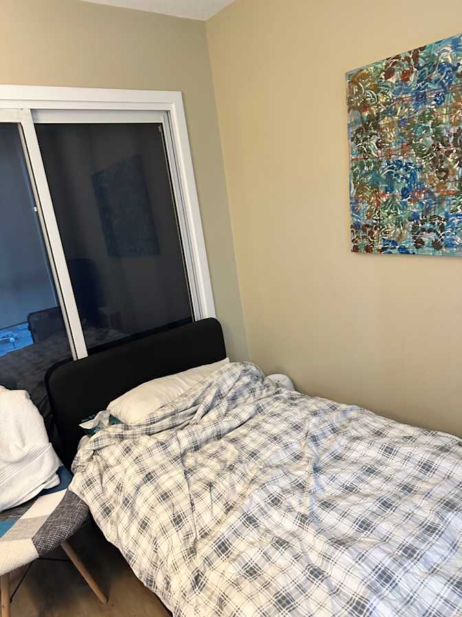 Jusep's room