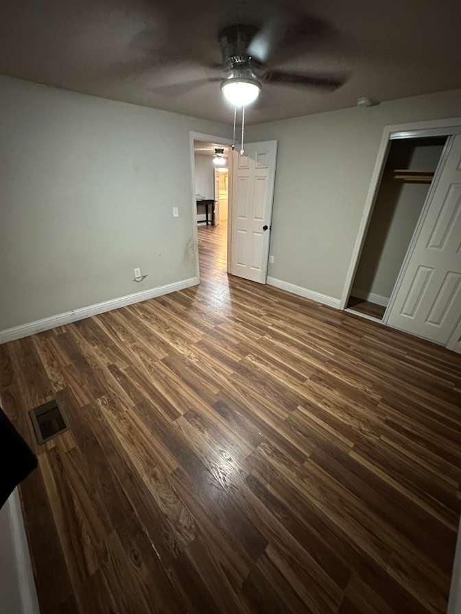 Luis's room