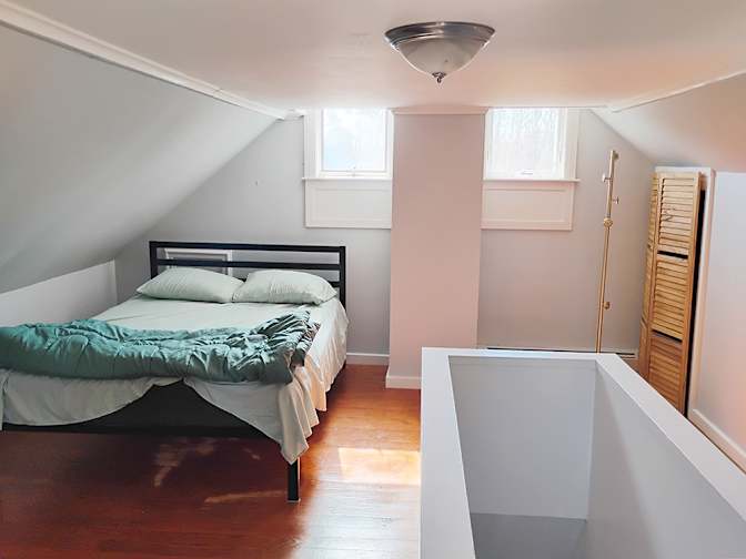Jon's room