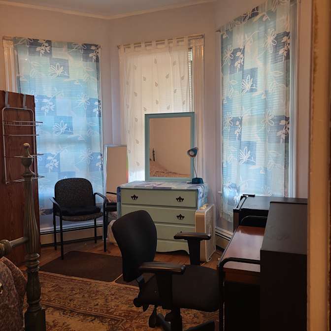 Donna's room