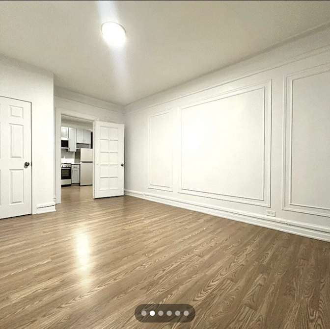 Lee's room