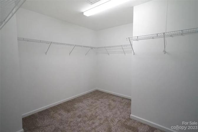 Alcove Rooms's room