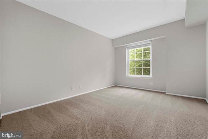 Thomas's room