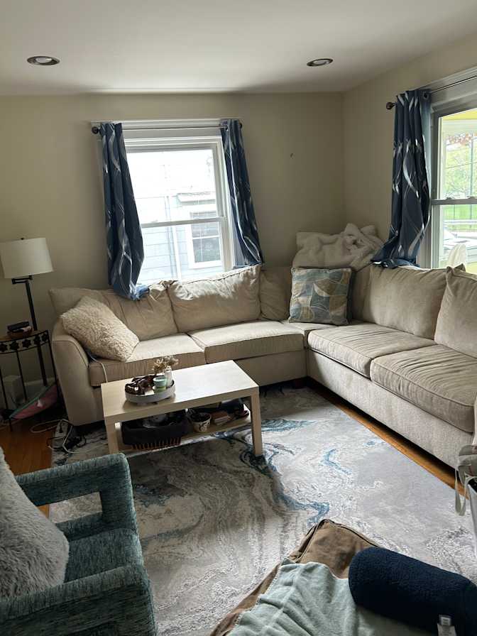 Caroline's room