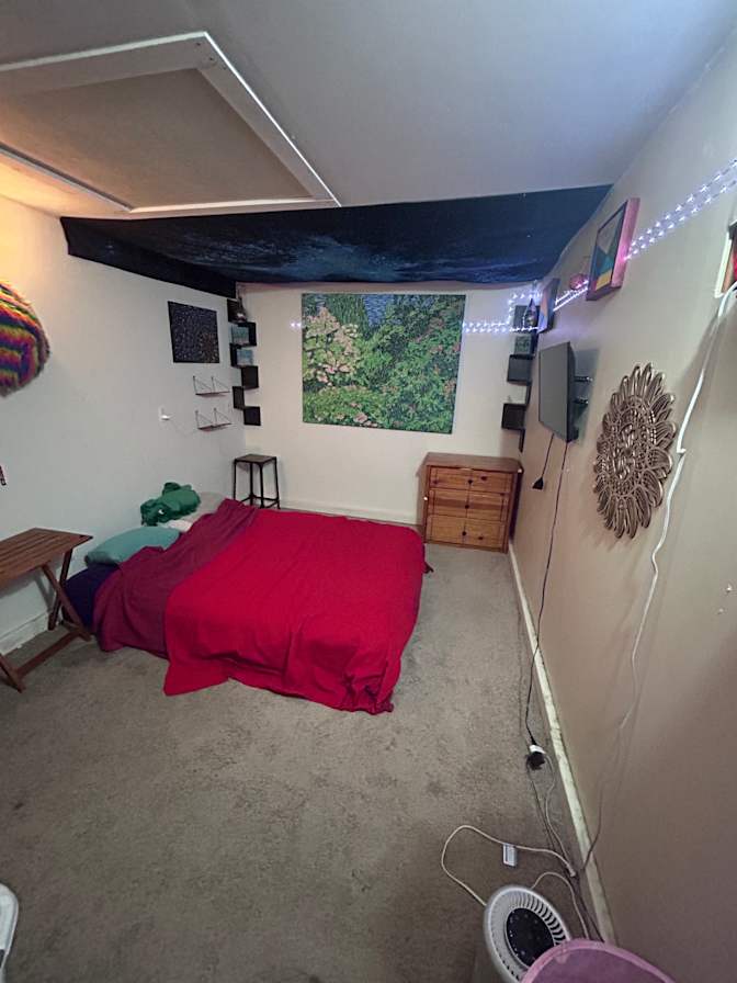 Aram's room