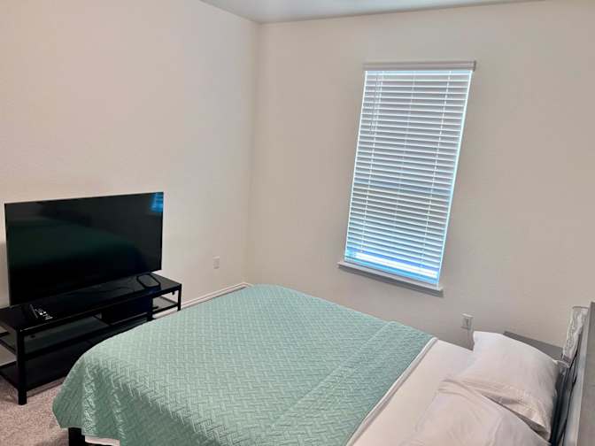 Kenny's room