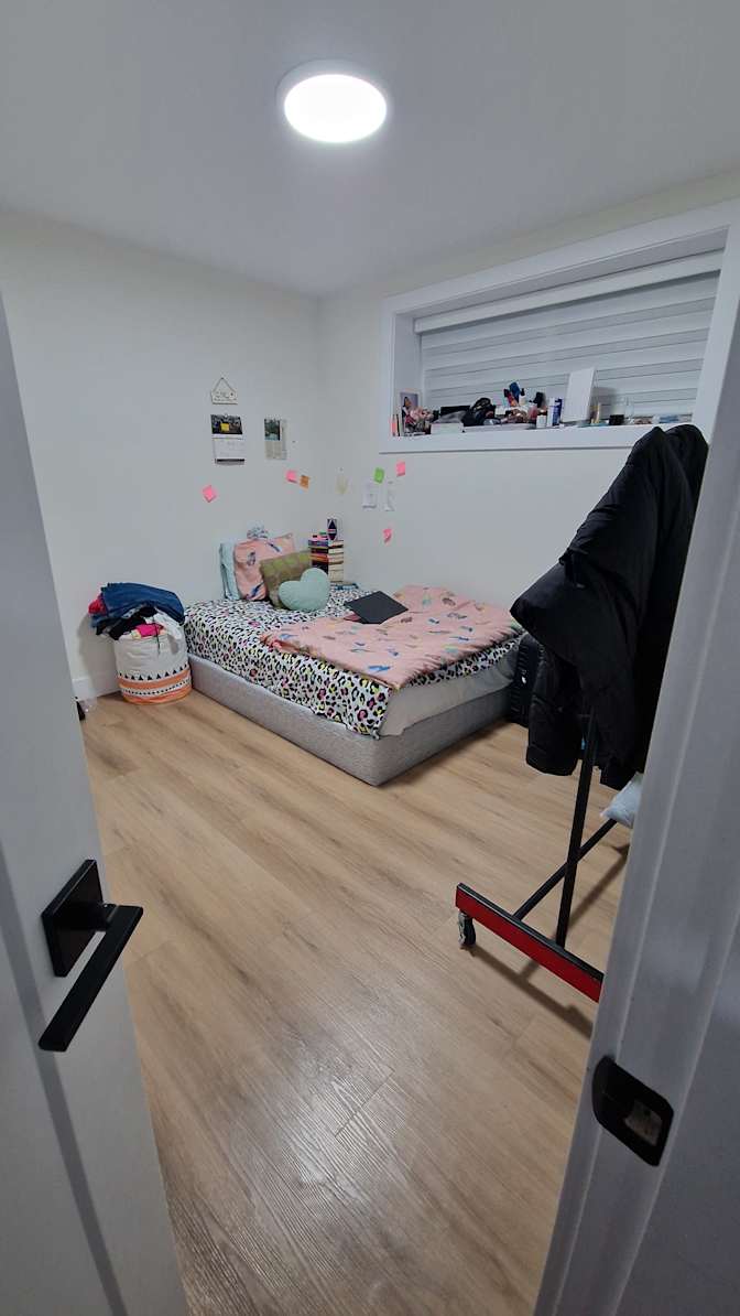 Asiya's room