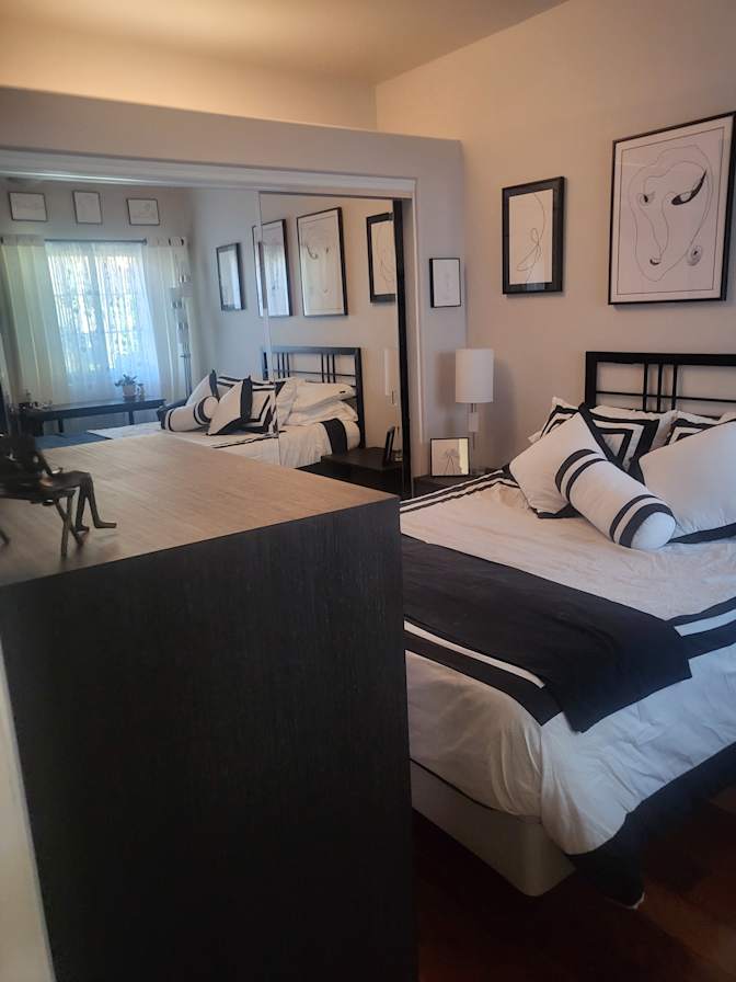 MONIQUE MACIAS's room