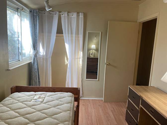 meiying's room