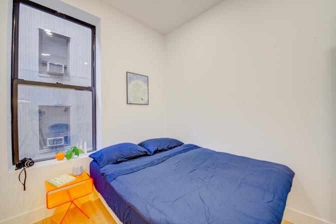Liza's room