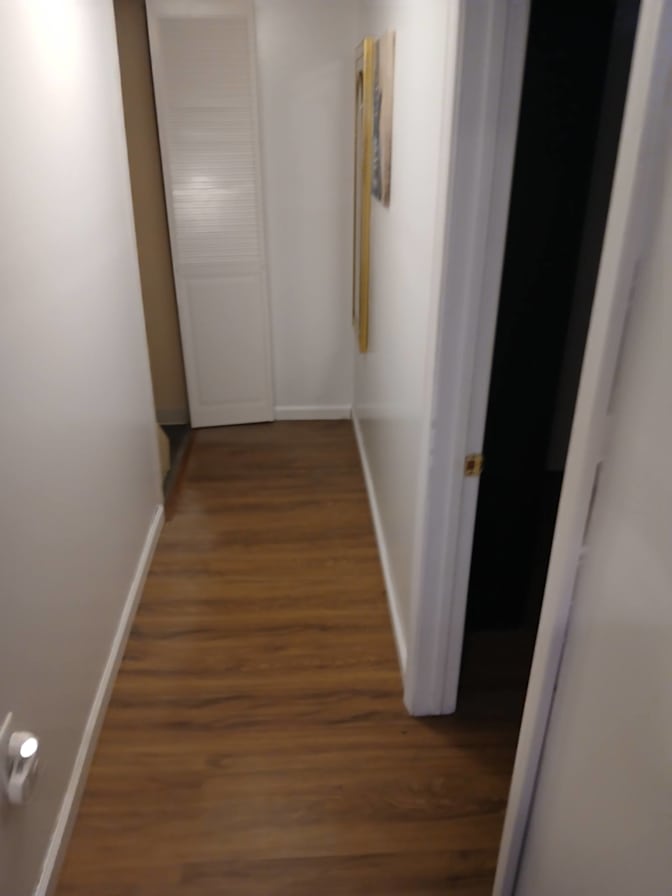 Thomas's room