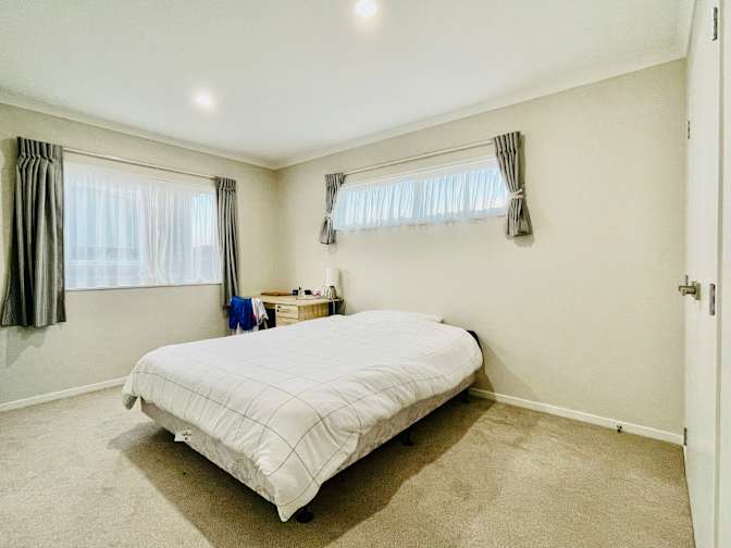 Kinns's room