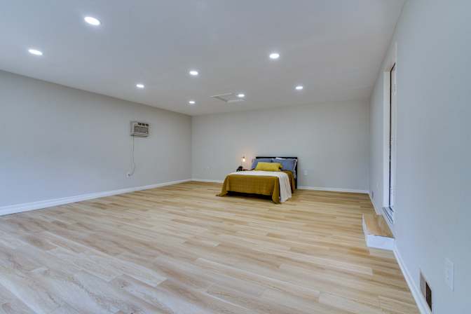 Stephanie's room
