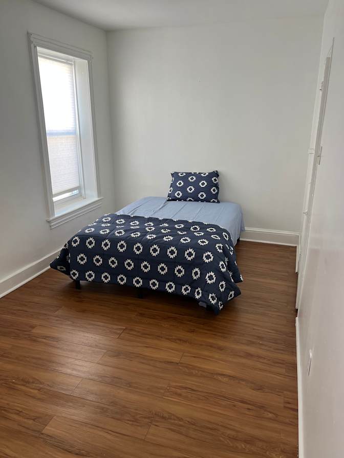 Winston's room