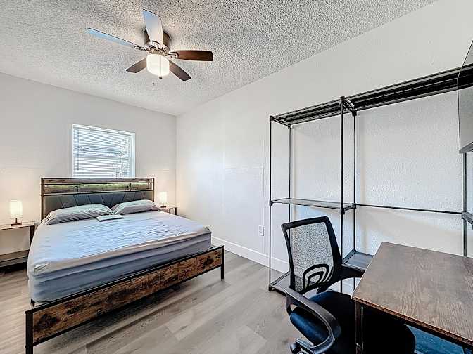 PadSplit's room