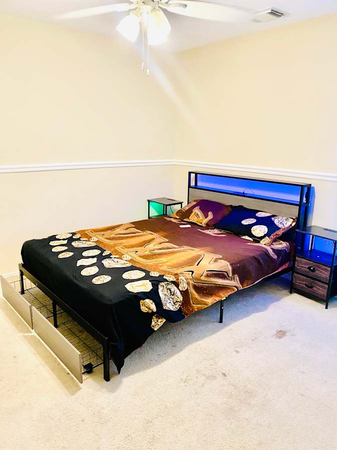 Rene kwango's room