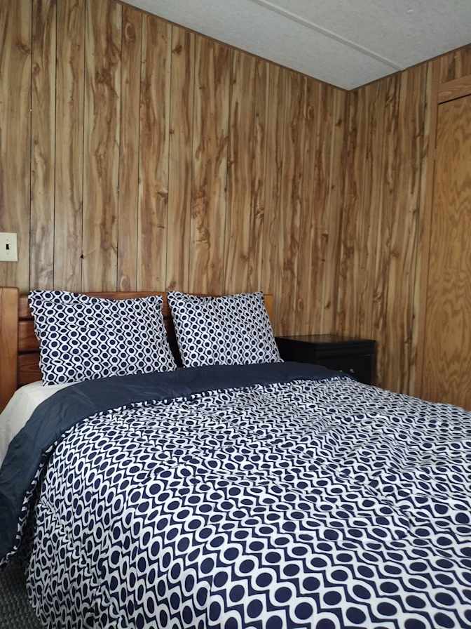 Mykh's room