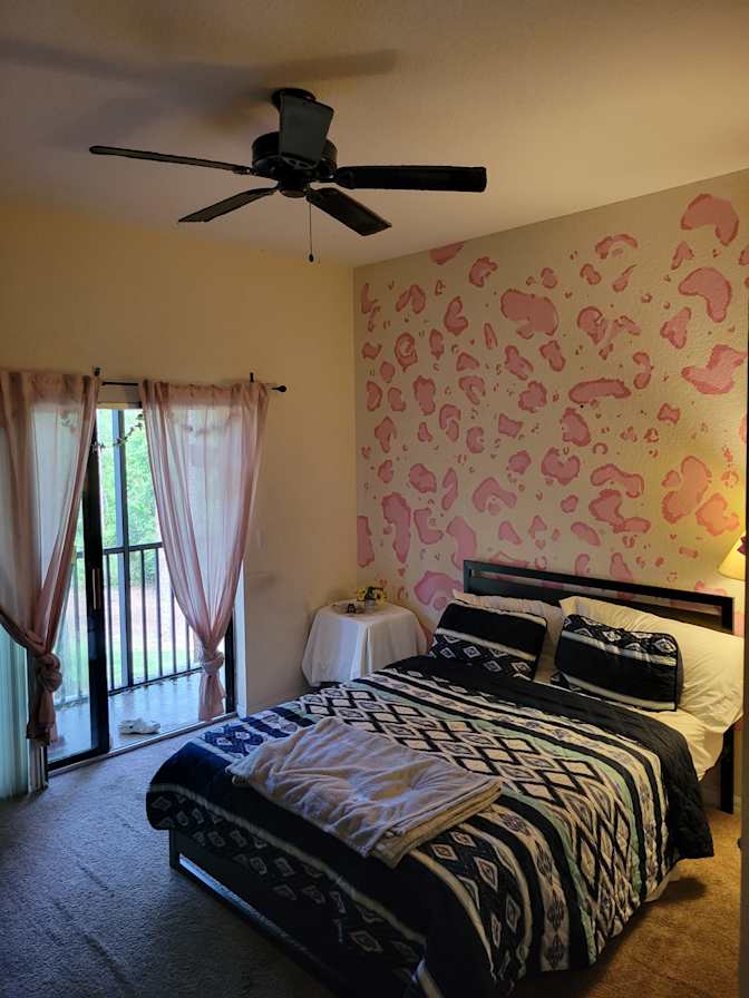 Andrea's room