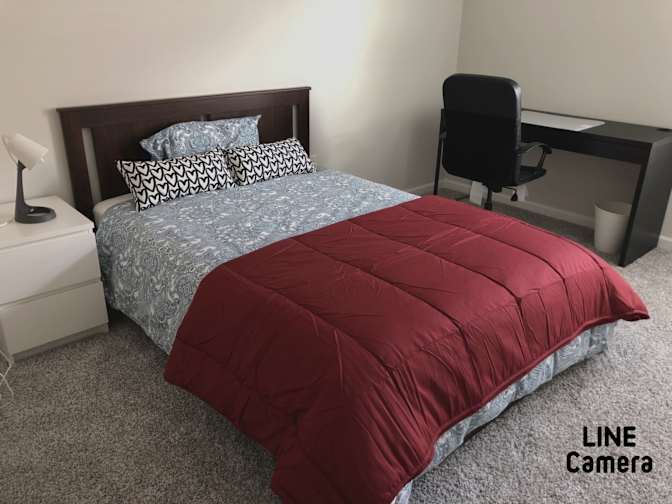 Annie's room