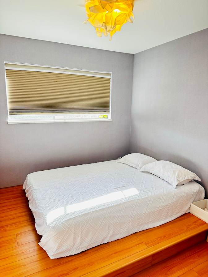 Dan's room