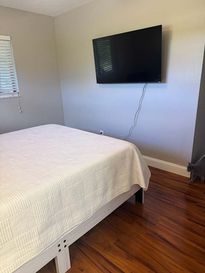 Holly's room