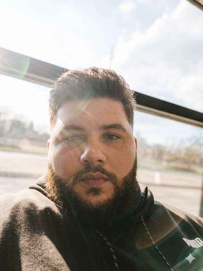 Evan Borrelli