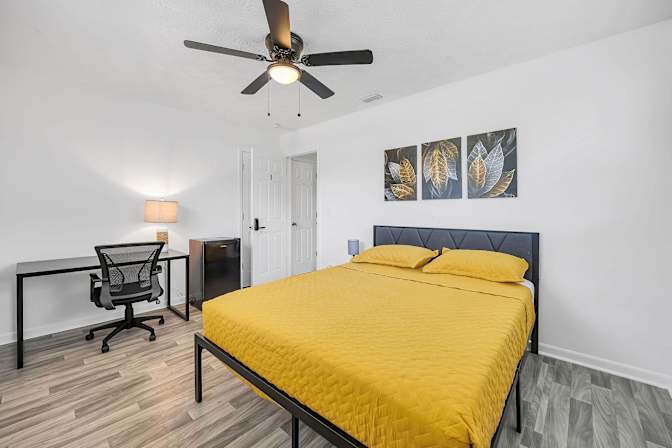 PadSplit's room