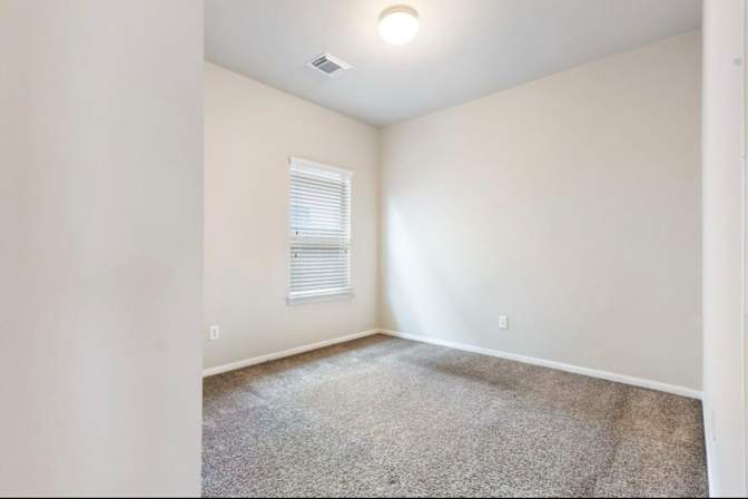 Kenleav's room