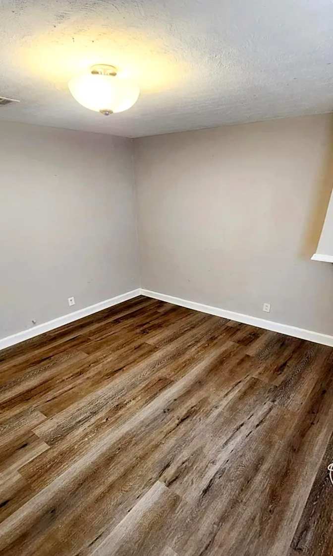 Alcove Rooms's room