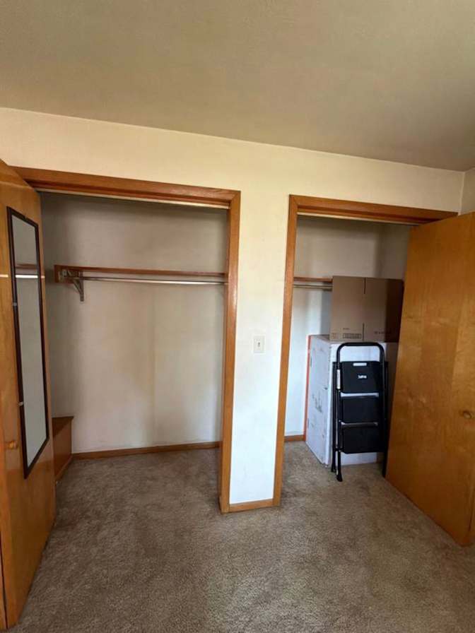 john's room