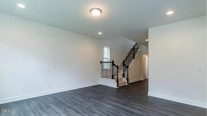 Alcove Rooms's room