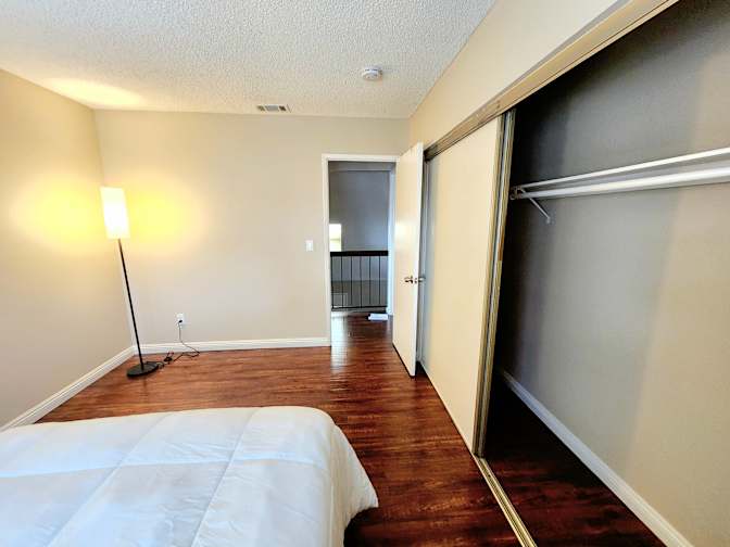 Aron's room
