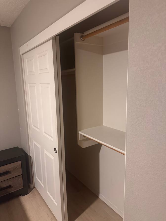 Mindy's room