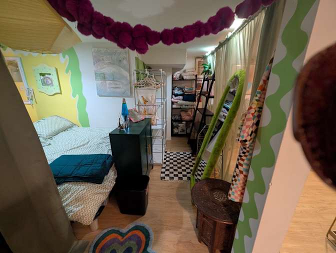 Rowen's room