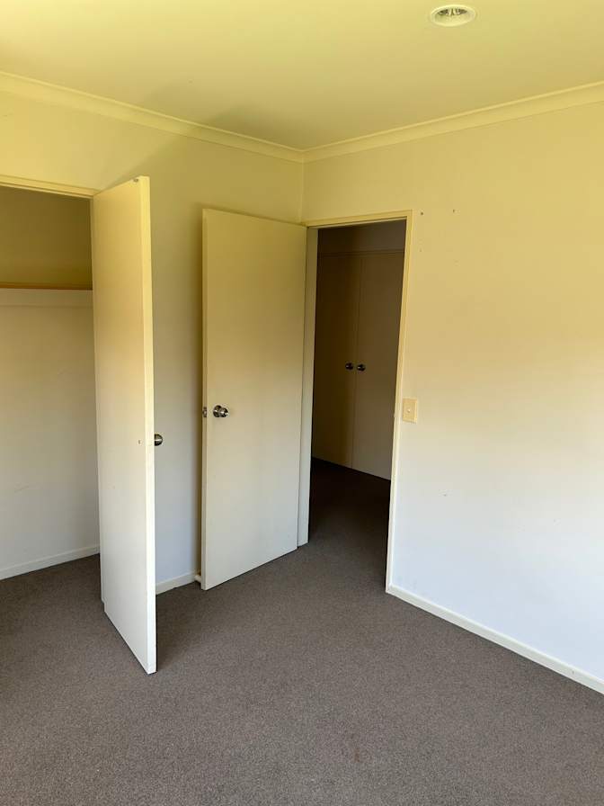 Geoff's room