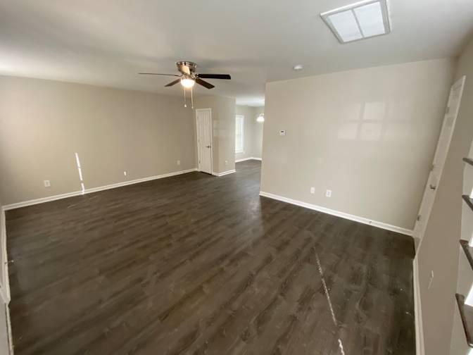 Alcove Rooms's room