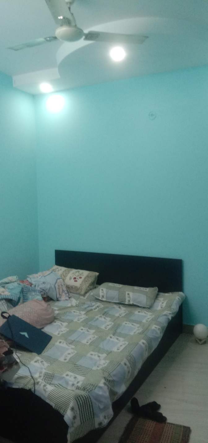 Shivam's room